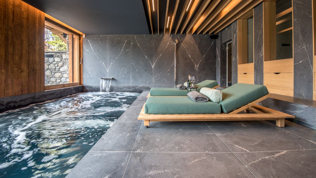 Luxury-Ski-Chalet-Meribel-Chalet Himalaya-OSC- Pool (2).jpg