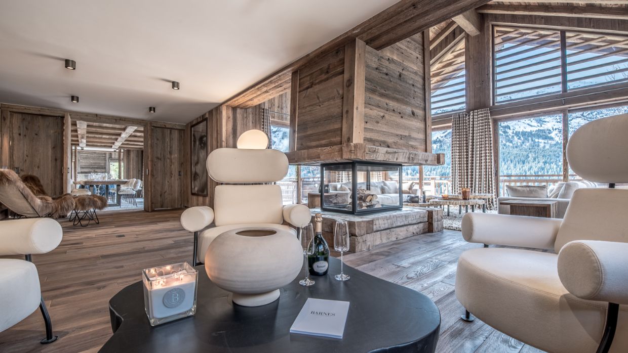 Luxury-Ski-Chalet-Meribel-Chalet Himalaya-OSC- Seating (2).jpg