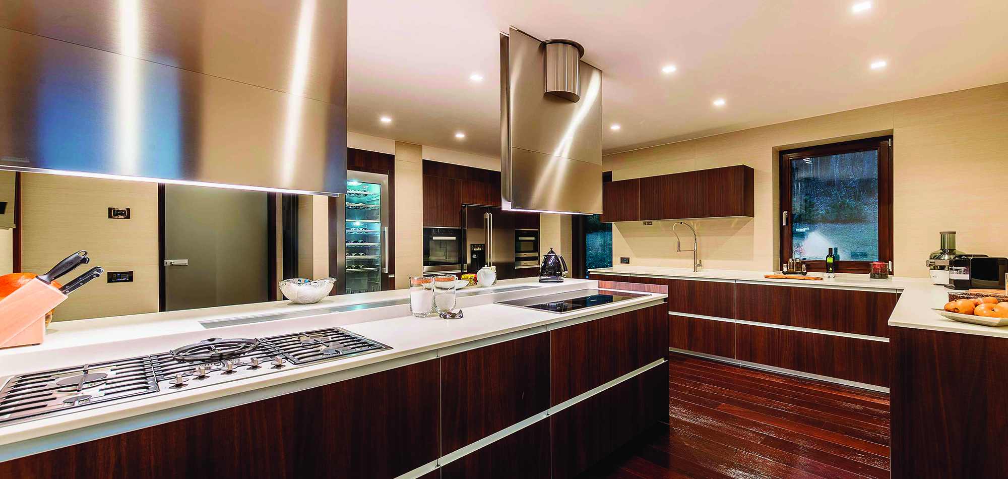 chalet_perla_cortina_italy_luxury_Kitchen.jpg