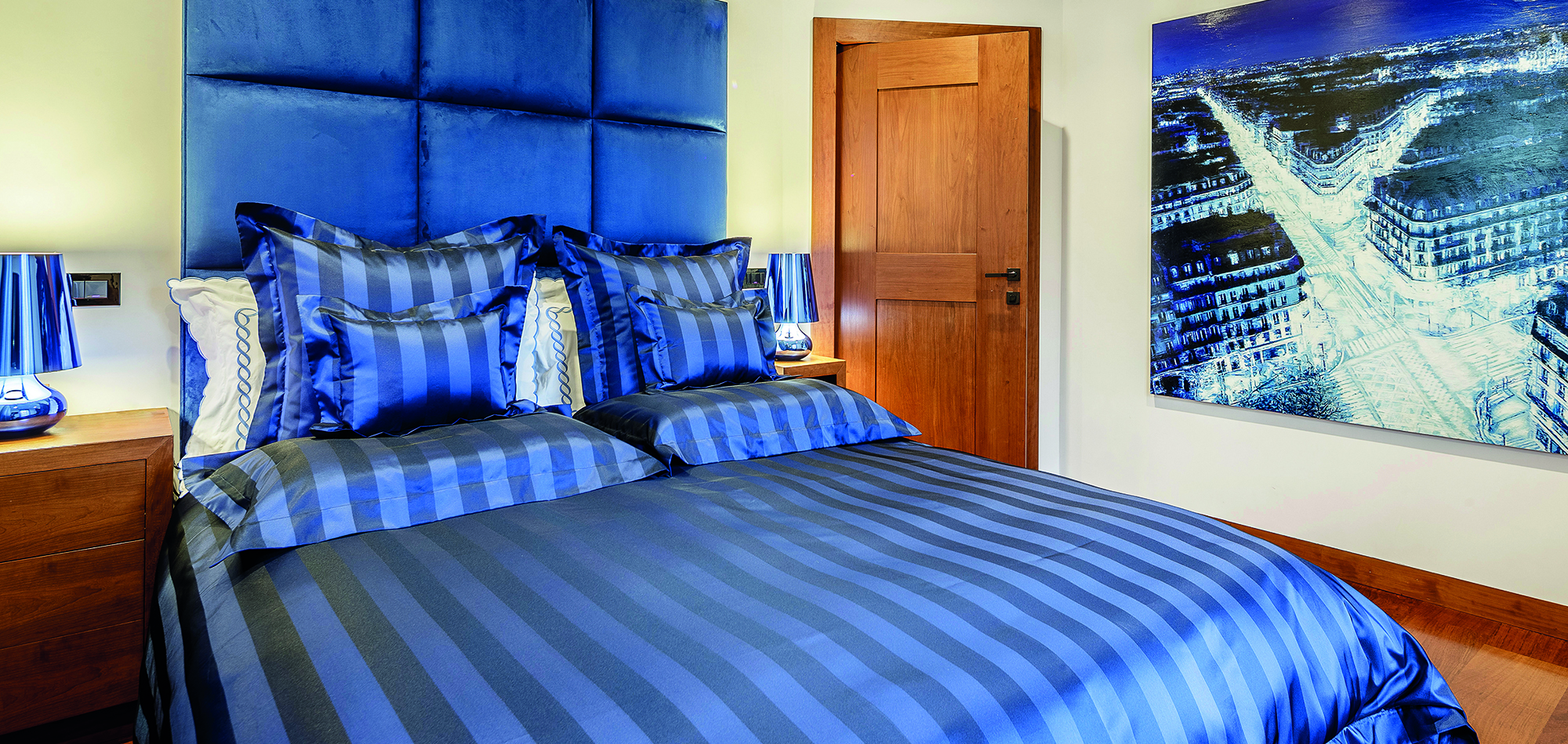 17-Blue Suite.jpg