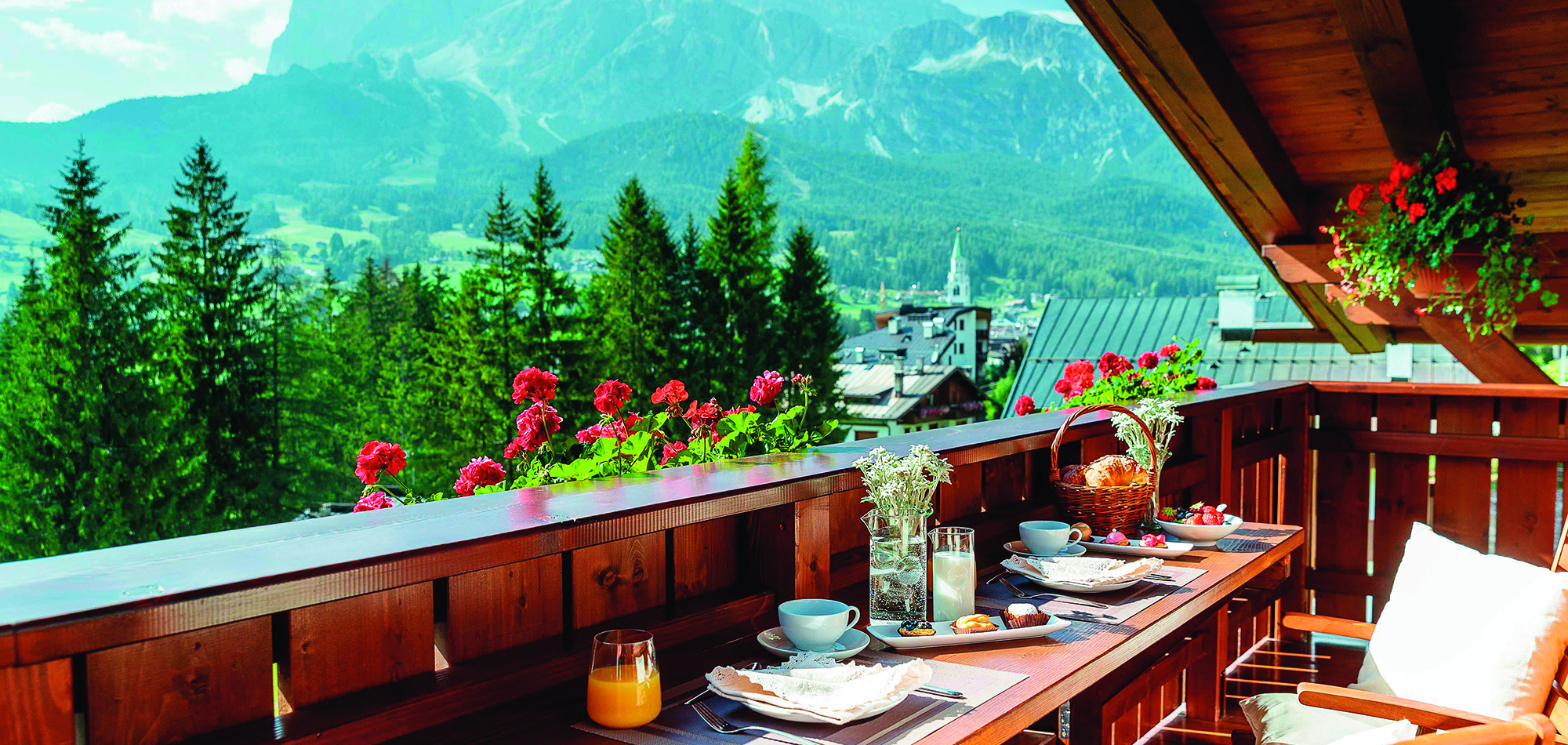 16-Breakfast at the master suite .jpg
