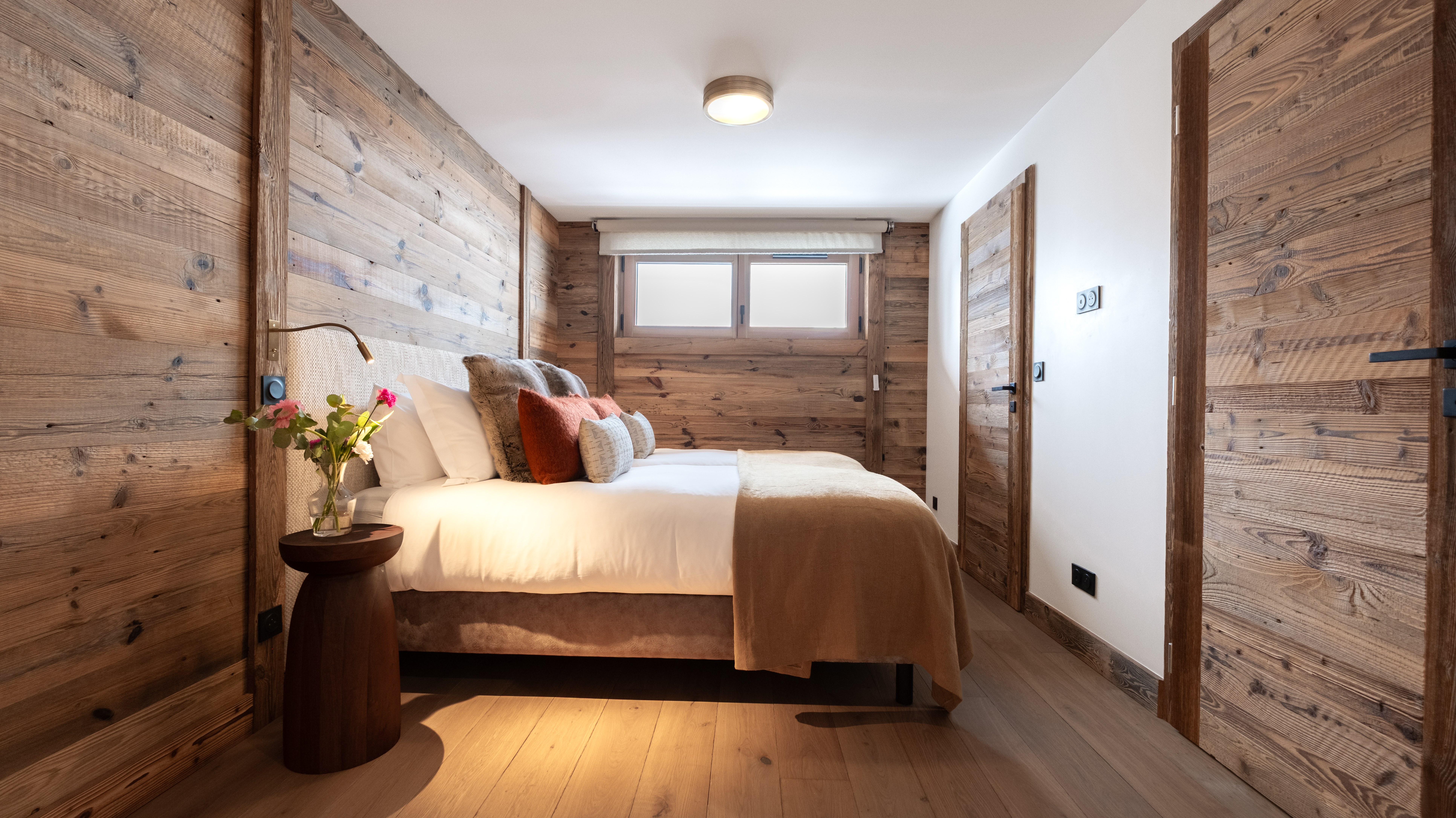 Luxury-Ski-Chalet -Meribel-Chalet Elegie-OSC-Bathroom (4).jpg