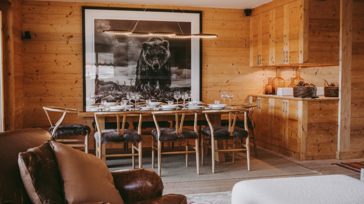 Luxury-Ski-Chalet-Verbier-Chalet Valentine-OSC-Dining.jpg