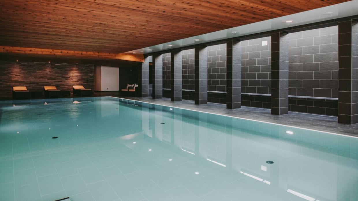 Luxury-Ski-Chalet-Verbier-Chalet Valentine-OSC-Pool.jpg