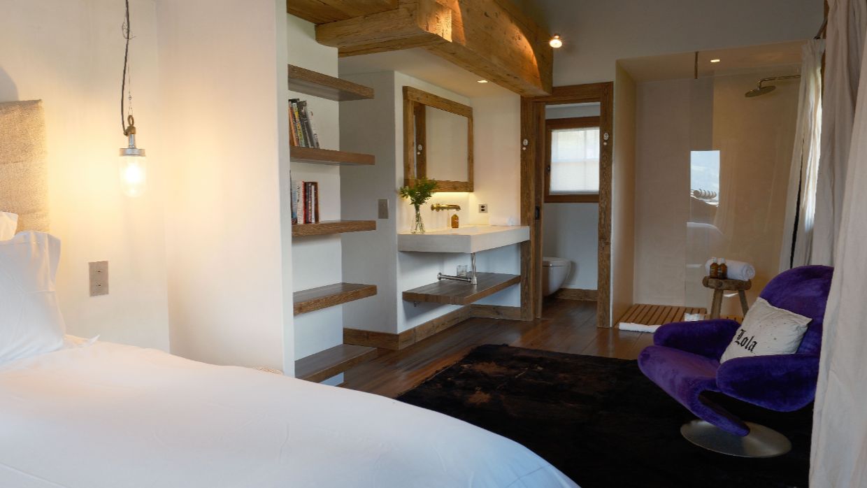Luxury-Ski-Chalet-Verbier-Chalet 1936-OSC- Bedroom (8).jpg
