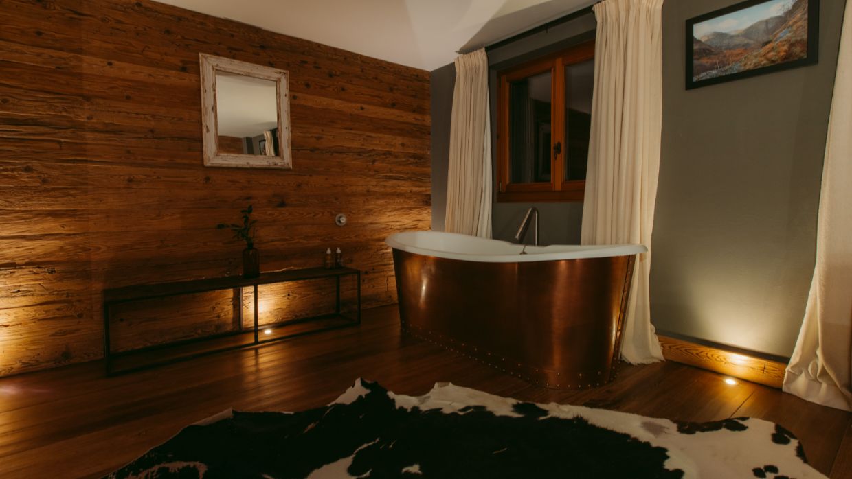 Luxury-Ski-Chalet-Verbier-Chalet 1936-OSC- bathroom (22).jpg