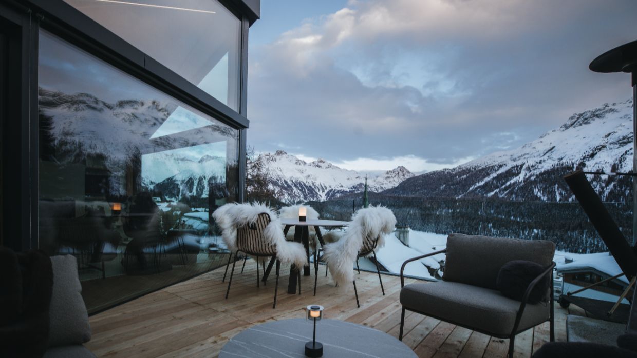 Luxury-Ski-Chalet-StMoritz-VillaVolt-OSC- Balcony (1).jpg