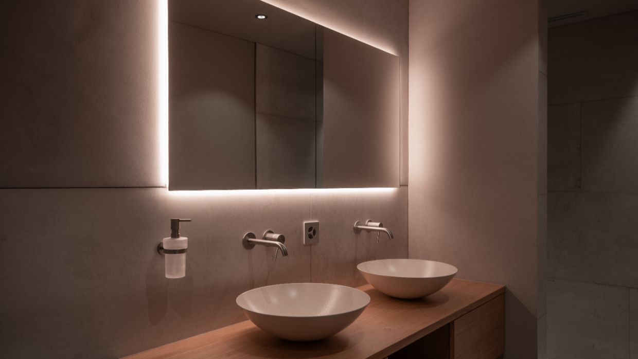 Luxury-Ski-Chalet-StMoritz-VillaVolt-OSC- Bathroom (2).jpg