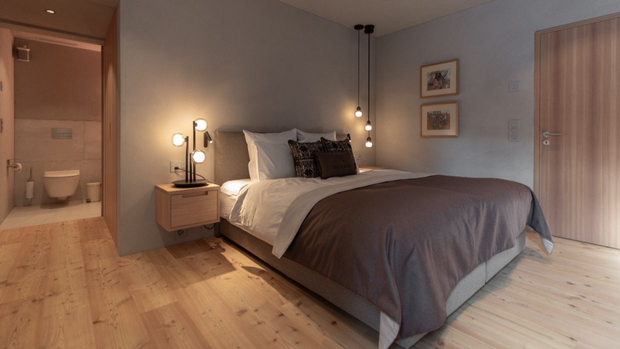 Luxury-Ski-Chalet-StMoritz-VillaVolt-OSC- bedroom.jpg