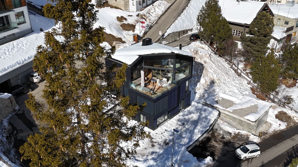 Luxury-Ski-Chalet-StMoritz-VillaVolt-OSC- Chalet (5).jpg