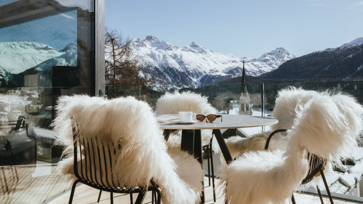 Luxury-Ski-Chalet-StMoritz-VillaVolt-OSC-balcony (1).jpg