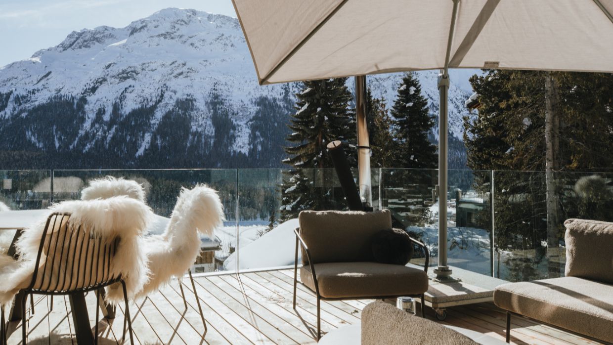 Luxury-Ski-Chalet-StMoritz-VillaVolt-OSC-balcony (2).jpg
