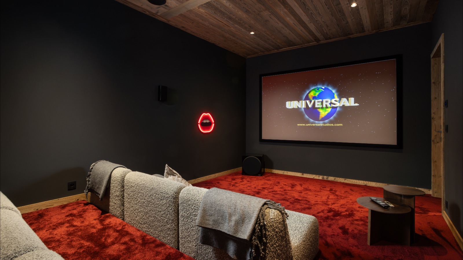 Luxury-Ski-Chalet-St-Martin-De-Belleville-Chalet-Aurea-Oxford-Ski-Cinema-Room.jpg