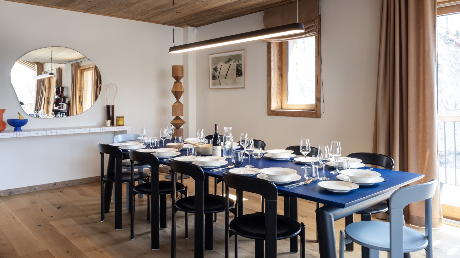 Luxury-Ski-Chalet-St-Martin-De-Belleville-Chalet-Aurea-Oxford-Ski-Dining.jpg