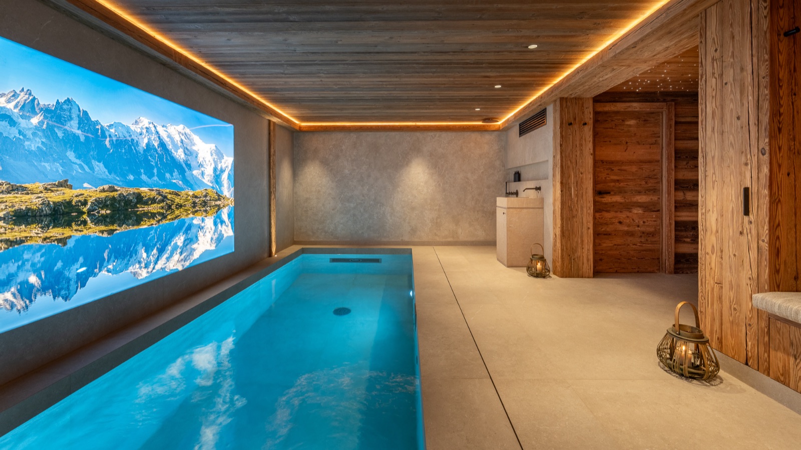 Luxury-Ski-Chalet-Chamonix-Chalet-L'Orri-Oxford-Ski-Pool3.jpg
