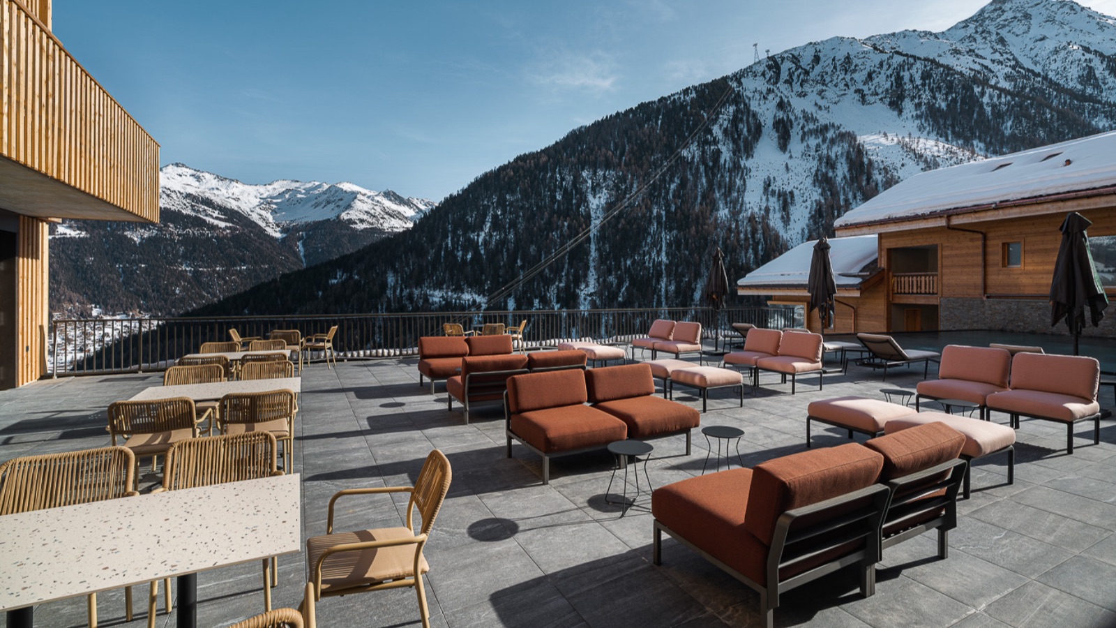 Luxury-Ski-Chalet-Grimentz-Guernerés-Oxford-Ski22.jpg