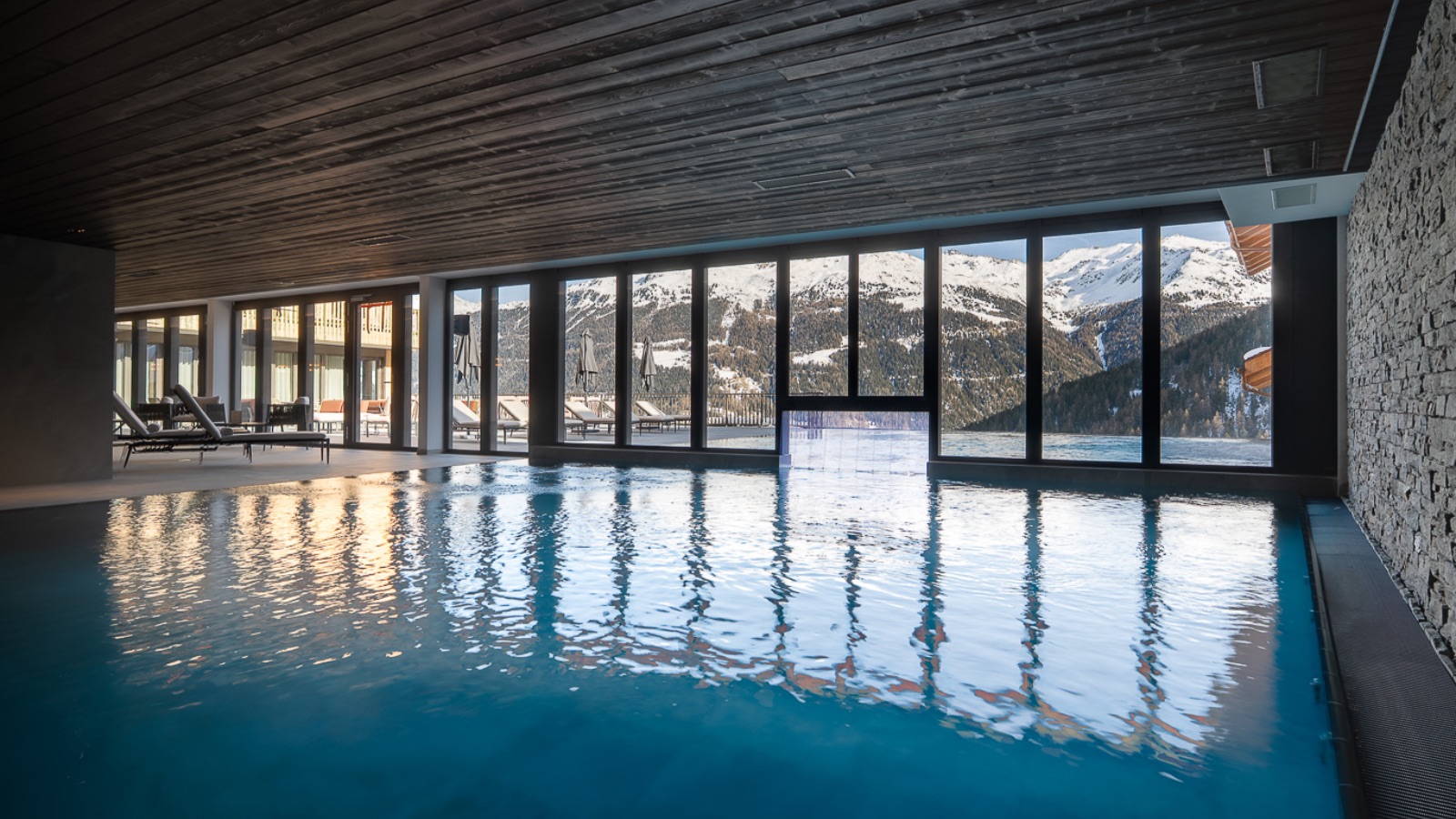 Luxury-Ski-Chalet-Grimentz-Guernerés-Oxford-Ski26.jpg