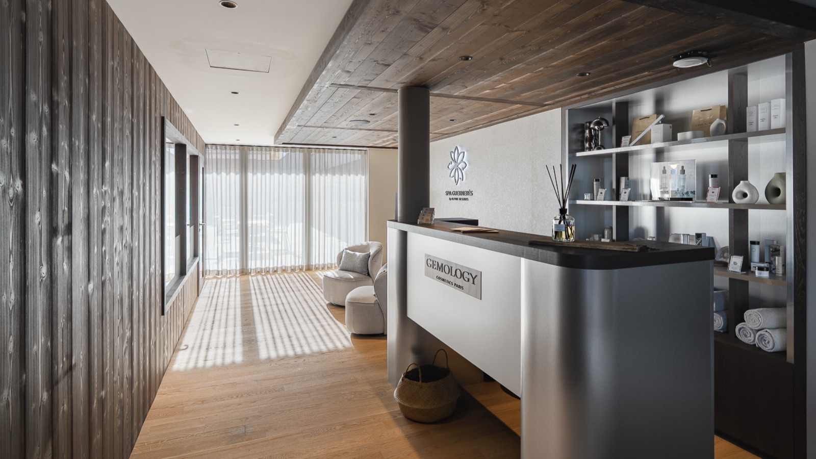 Luxury-Ski-Chalet-Grimentz-Guernerés-Oxford-Ski32.jpg