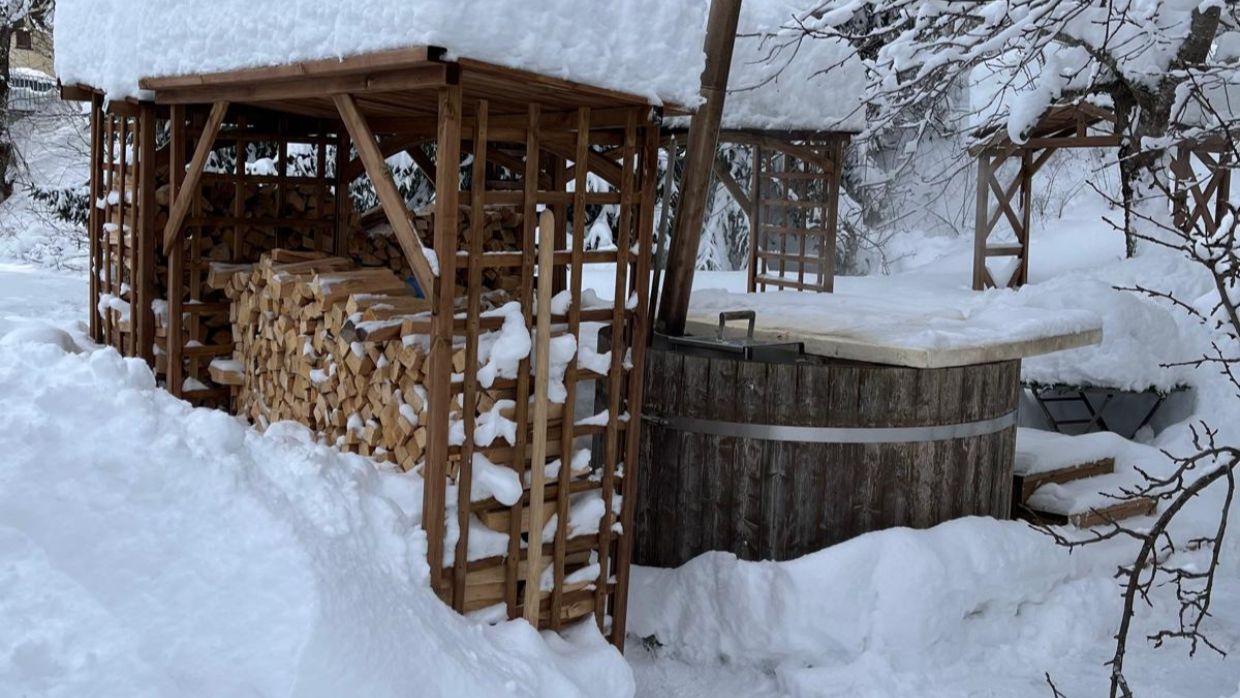 Luxury-Ski-Chalet-Klosters-ChaletBear-Hot Tub.jpeg