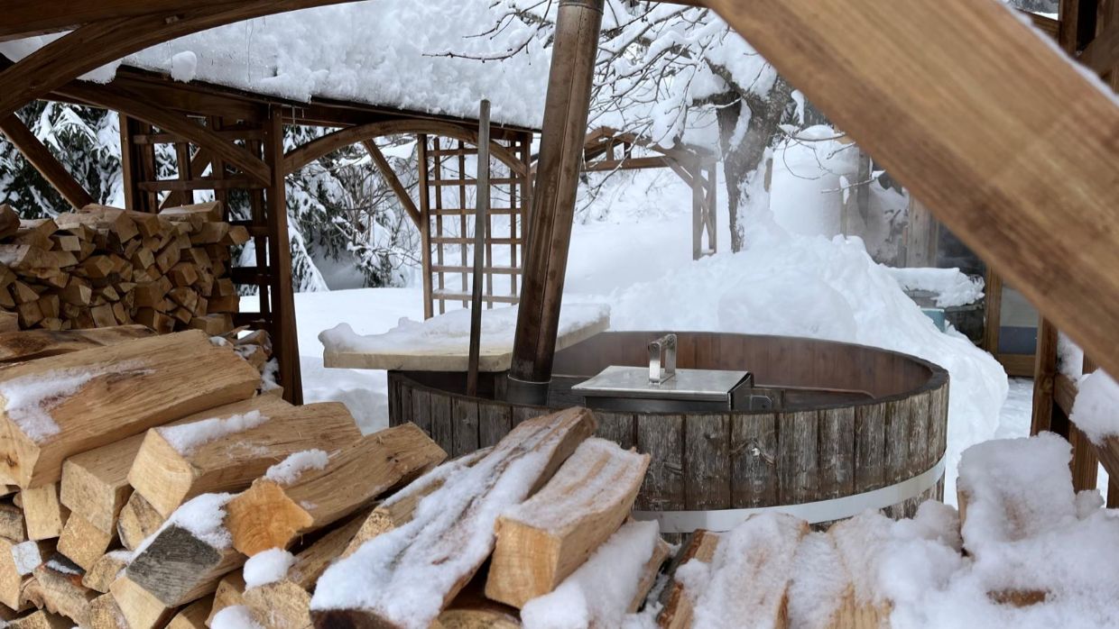 Luxury-Ski-Chalet-Klosters-ChaletBear-Hot Tub3.jpeg
