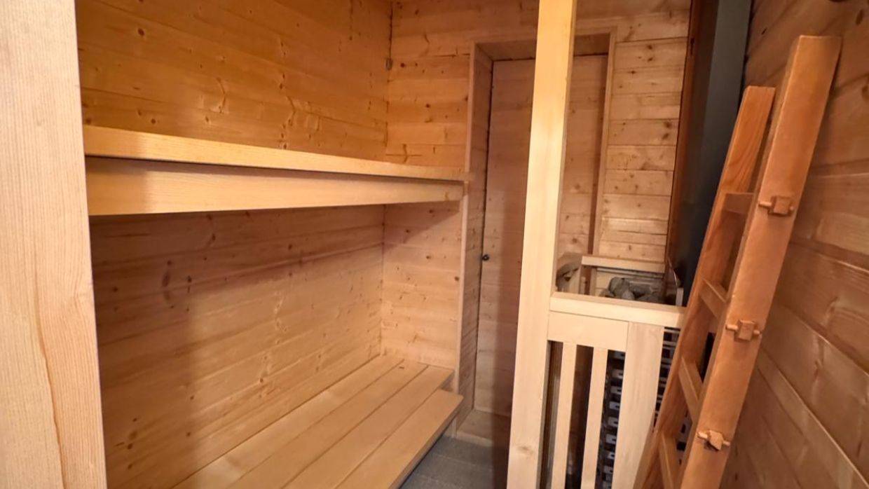 Luxury-Ski-Chalet-Klosters-ChaletBear- Sauna.jpeg