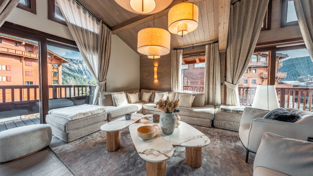 Luxury-Ski-Chalet-Courchevel1650-OSC-Living room 2.jpg