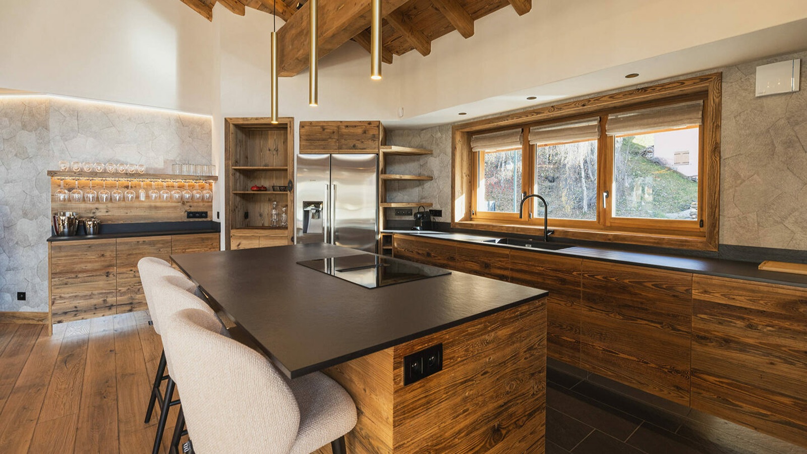 Luxury-Ski-Resort-St-Martin-De-Belleville-Chalet-Taiga-Oxford-Ski-Dining.jpg