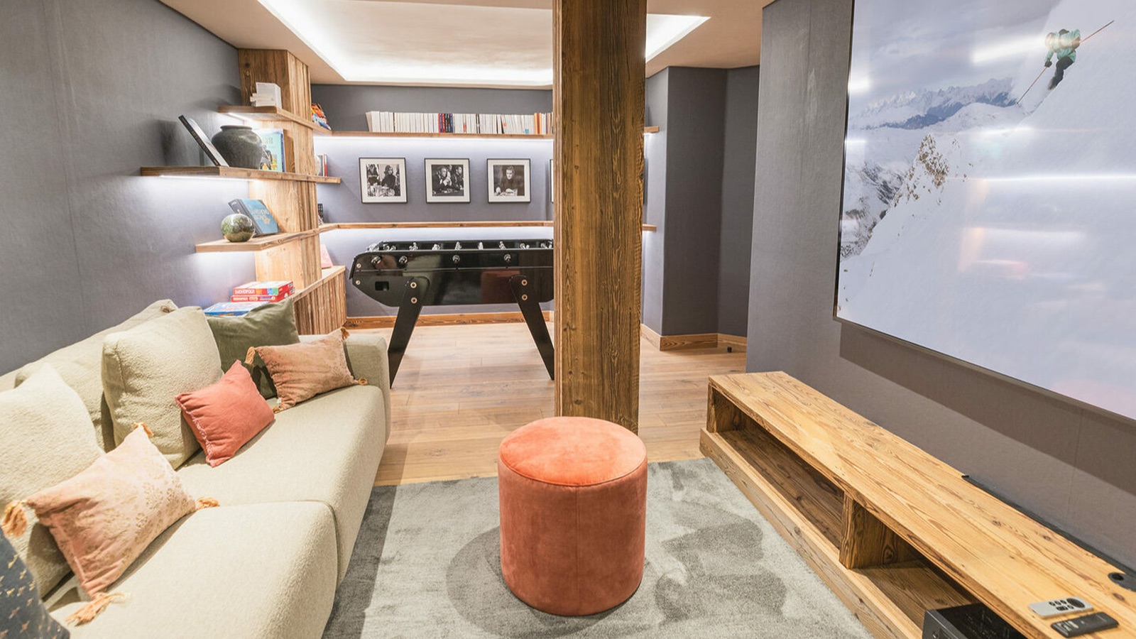 Luxury-Ski-Resort-St-Martin-De-Belleville-Chalet-Taiga-Oxford-Ski-TV-Room.jpg