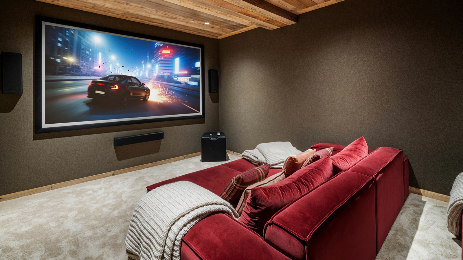 Luxury-Ski-Resort-St-Martin-De-Belleville-Chalet-Flocons-des-Iles-Oxford-Ski-Cinemaroom1.jpg
