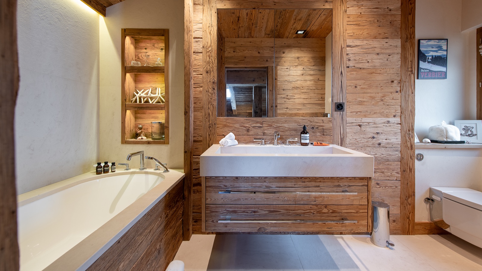 Luxury-Ski-Resort-Verbier-Chalet-Makini-Oxford-Ski-bathroom4.jpg