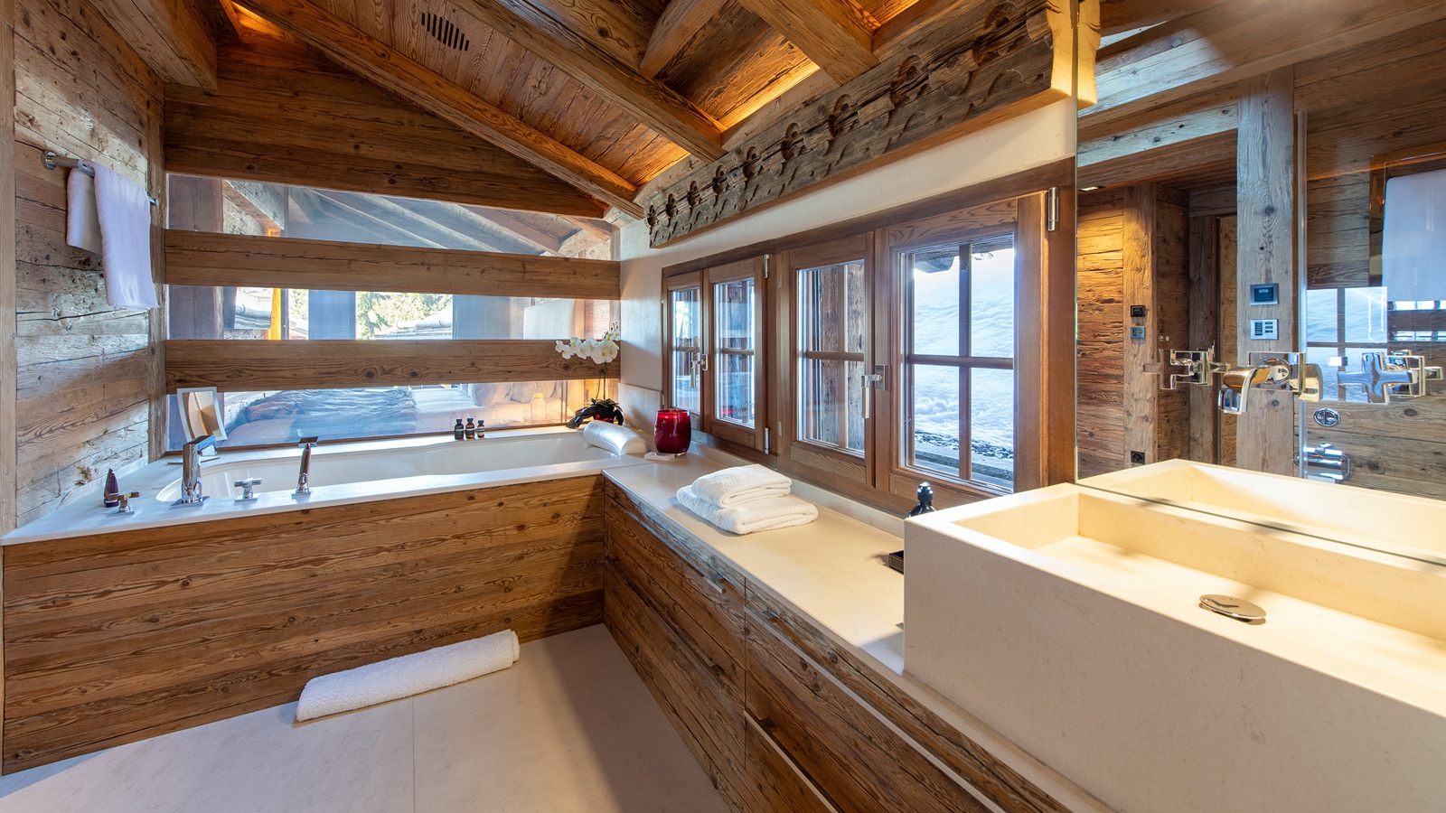 Luxury-Ski-Resort-Verbier-Chalet-Makini-Oxford-Ski-bathroom3.jpg