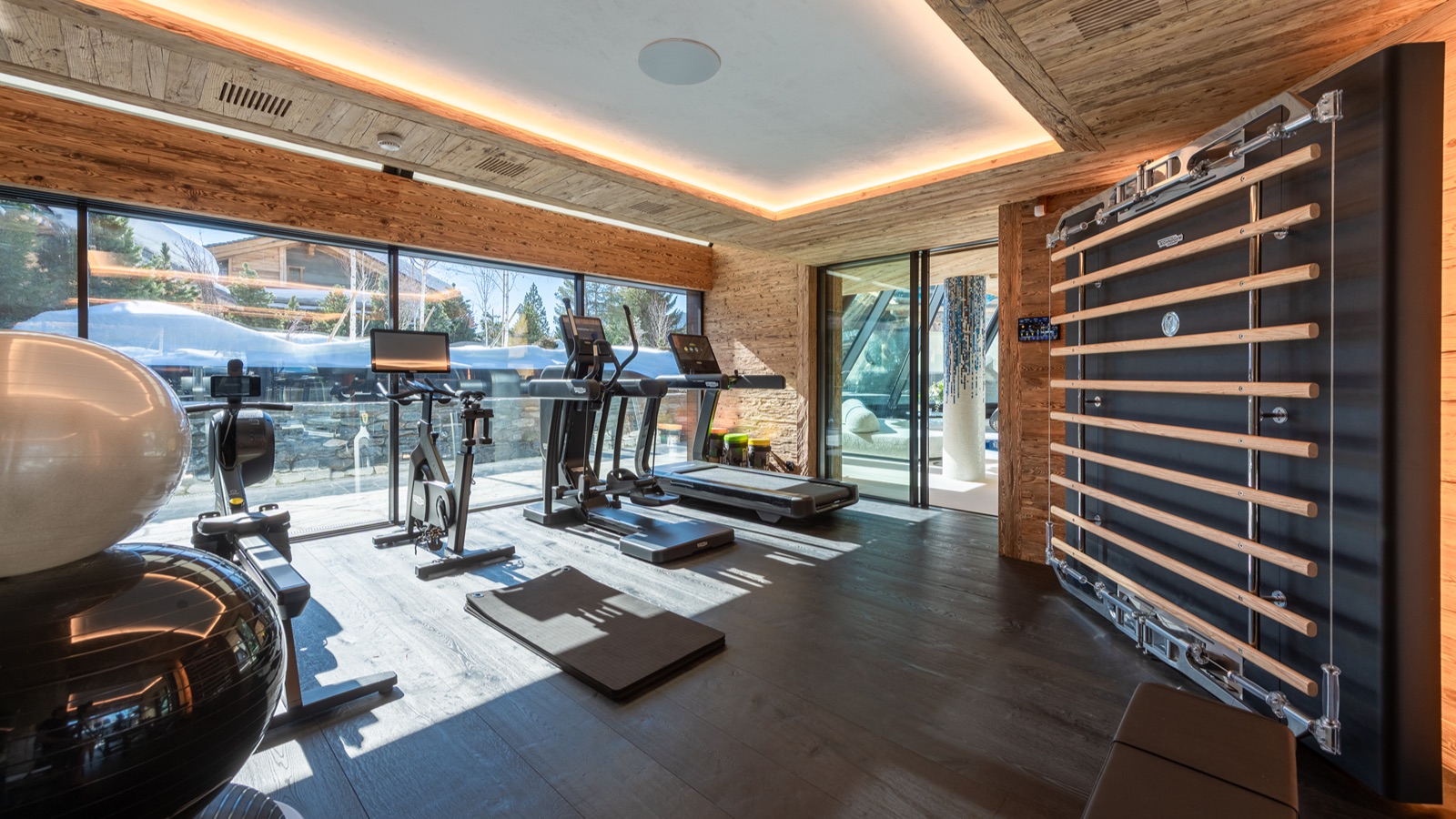 Luxury-Ski-Resort-Verbier-Chalet-Makini-Oxford-Ski-gym.jpg