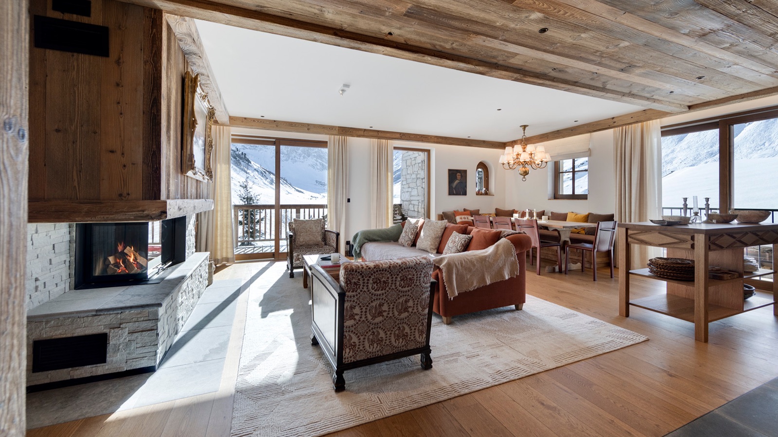 Luxury-Ski-Resort-Val-d-Isere-Apartment-Chardon-301-Oxford-Ski-fireplace.jpg
