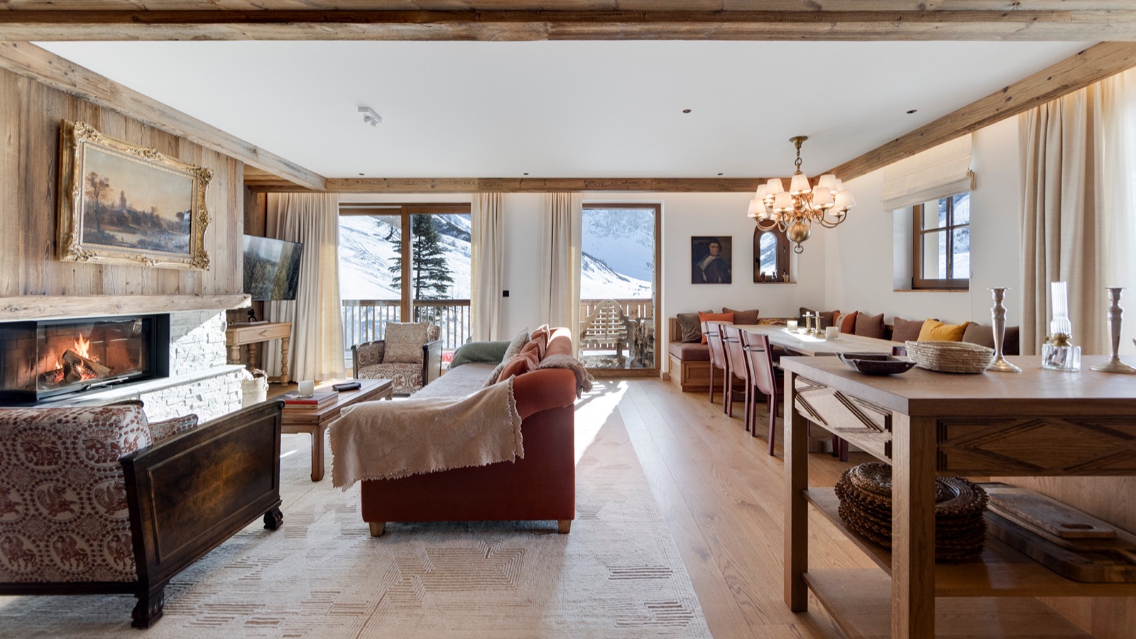 Luxury-Ski-Resort-Val-d-Isere-Apartment-Chardon-301-Oxford-Ski-lounge.jpg