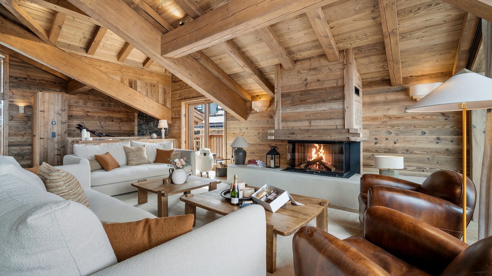Luxury-Ski-Resort-St-Martin-De-Belleville-Chalet-Sable-Blanc-Oxford-Ski-fireplace.jpeg