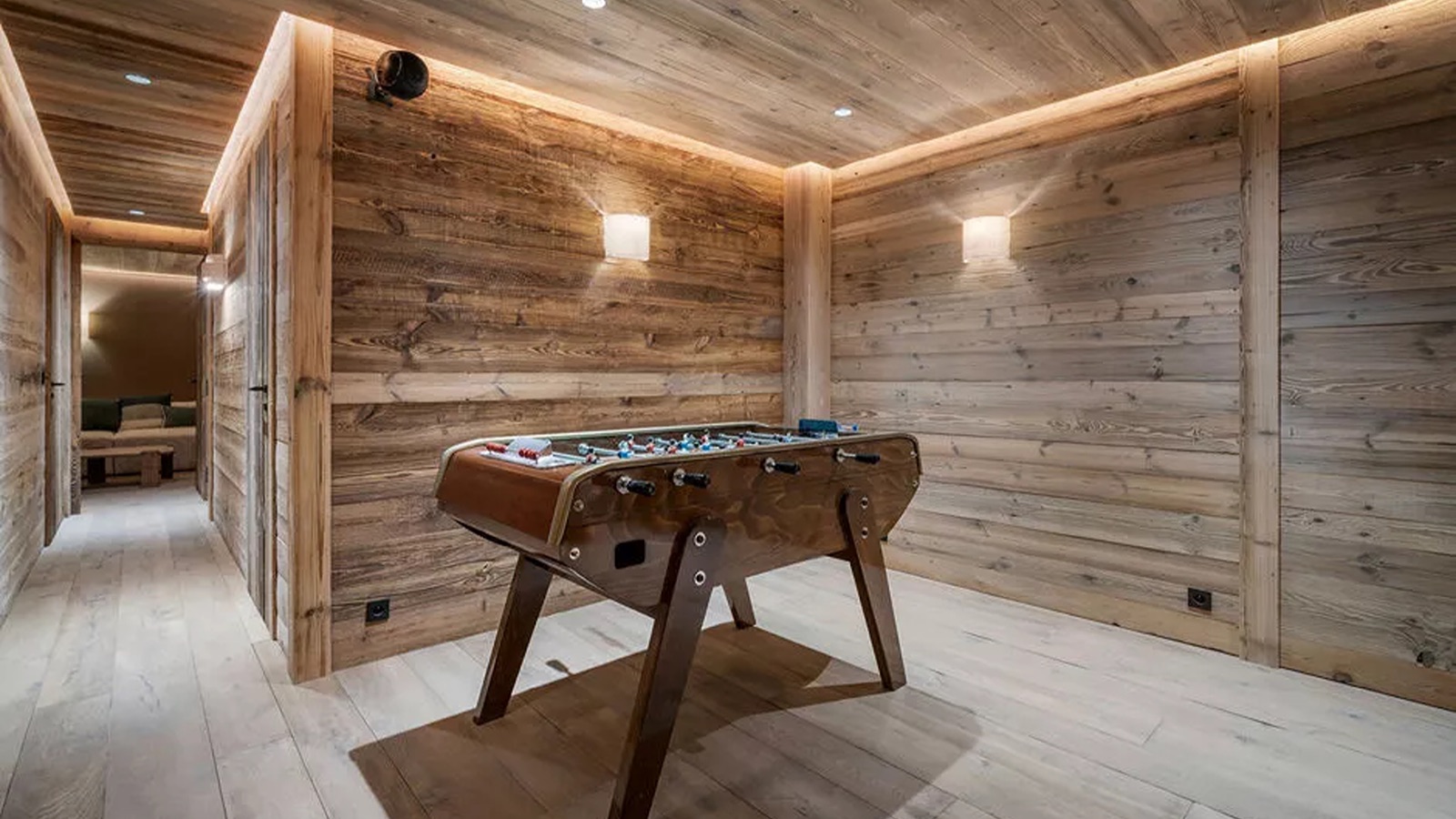 Luxury-Ski-Resort-St-Martin-De-Belleville-Chalet-Sable-Blanc-Oxford-Ski-Games-Room.jpeg