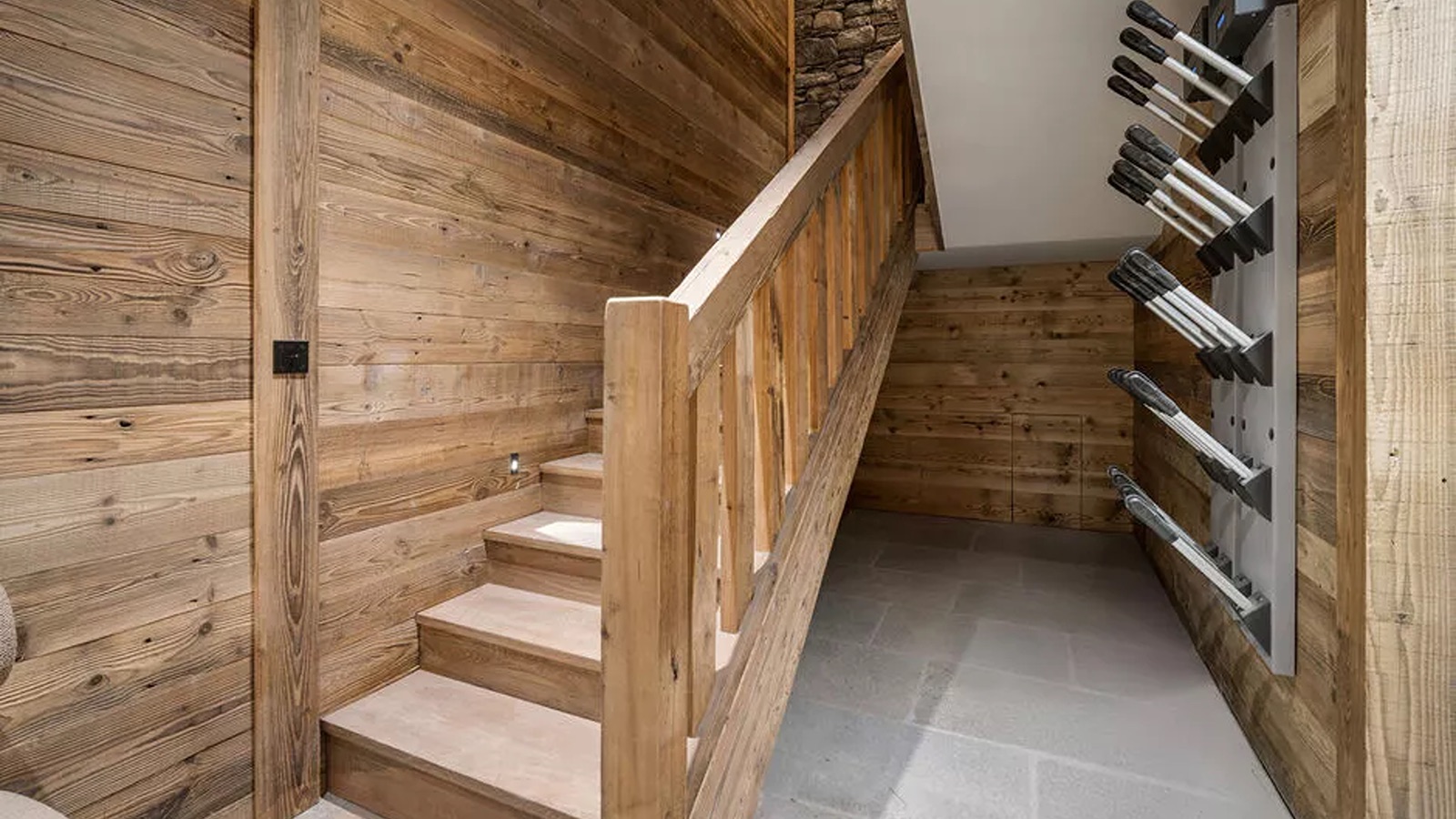 Luxury-Ski-Resort-St-Martin-De-Belleville-Chalet-Sable-Blanc-Oxford-Ski-ski-room.jpeg