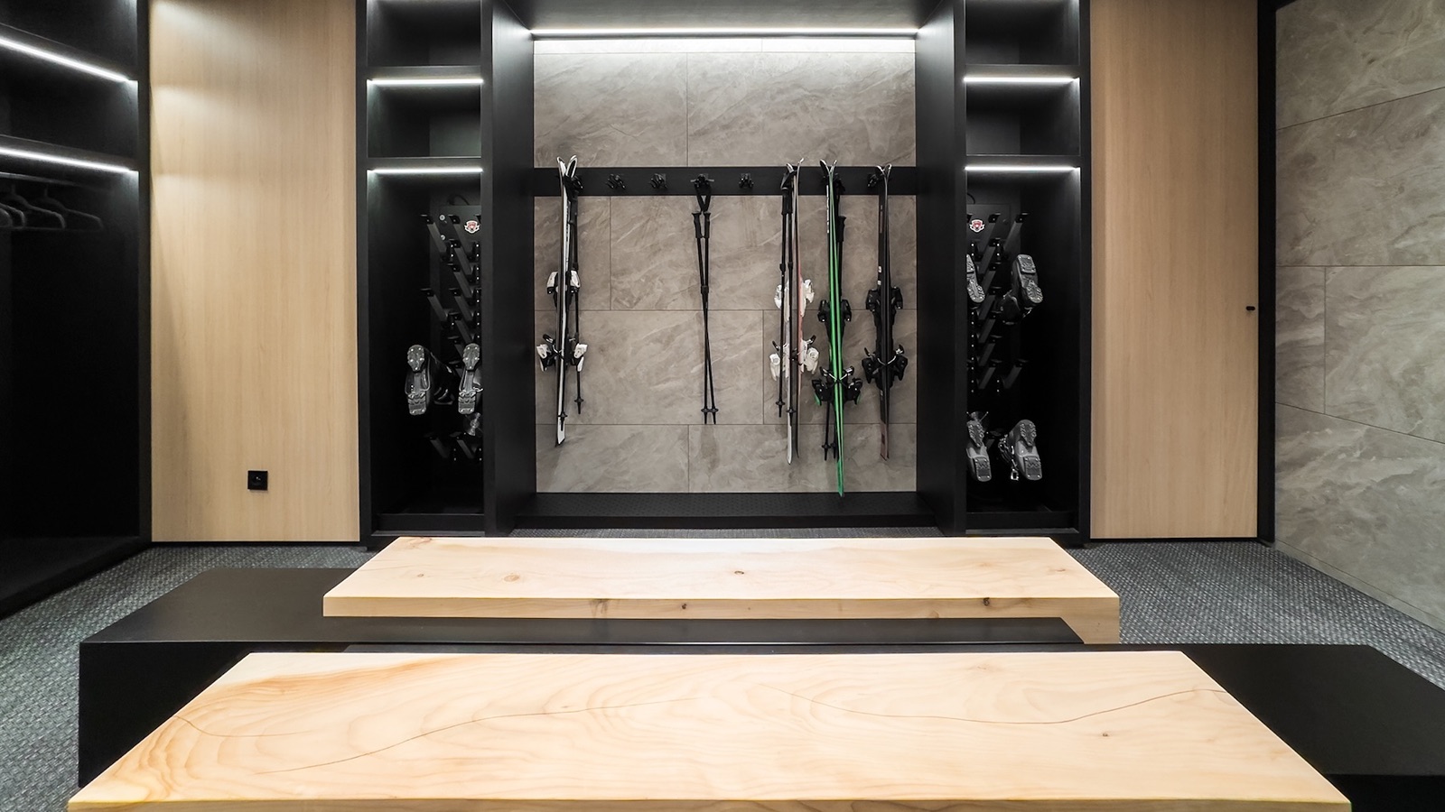 Luxury-Ski-Resort-Courchevel-1850-Chalet-Altara-Oxford-Ski-ski-room.jpg