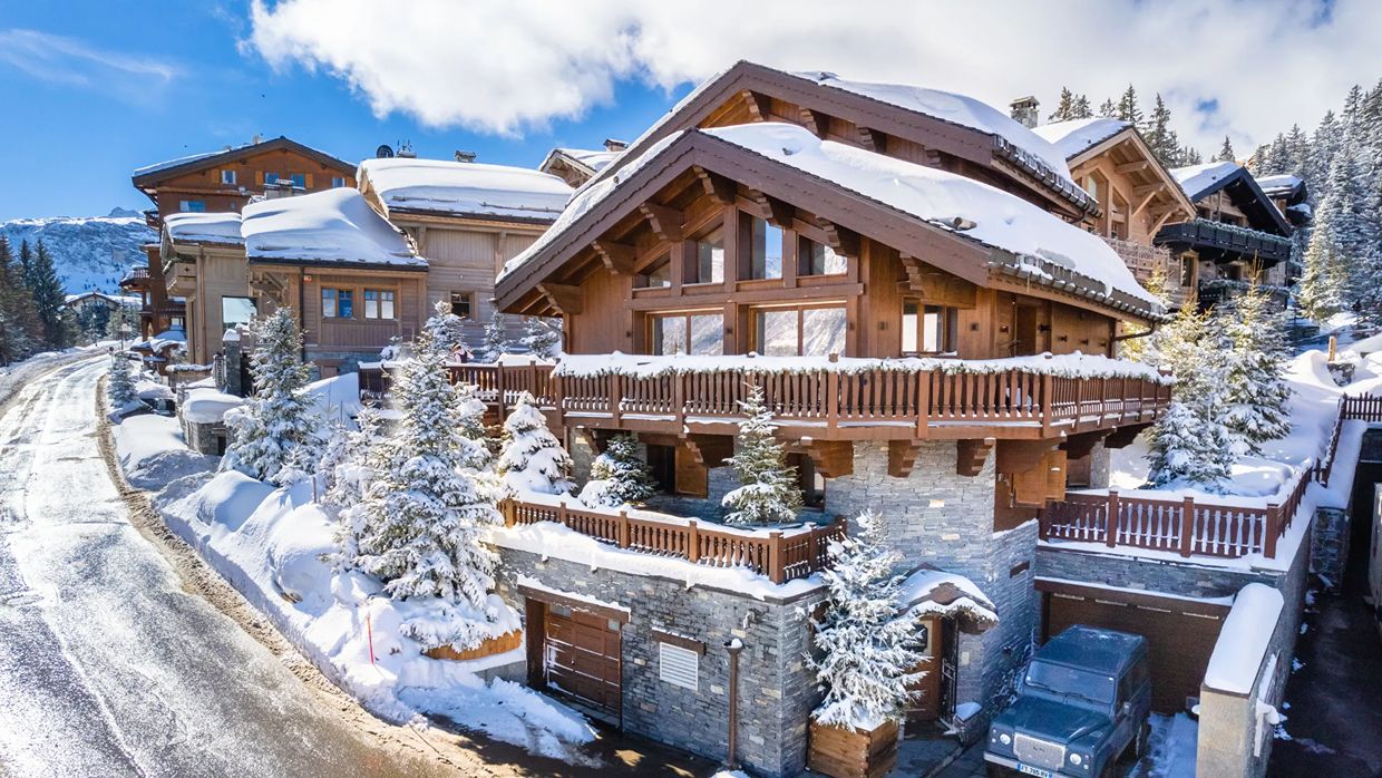 Luxury-Ski-Chalet-Courchevel1850-LesArollesAROLLES.jpg