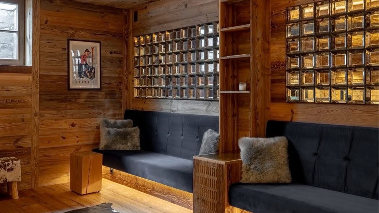 Luxury-Ski-Chalet-Lech-Chalech3-OSC-Bar1.jpg