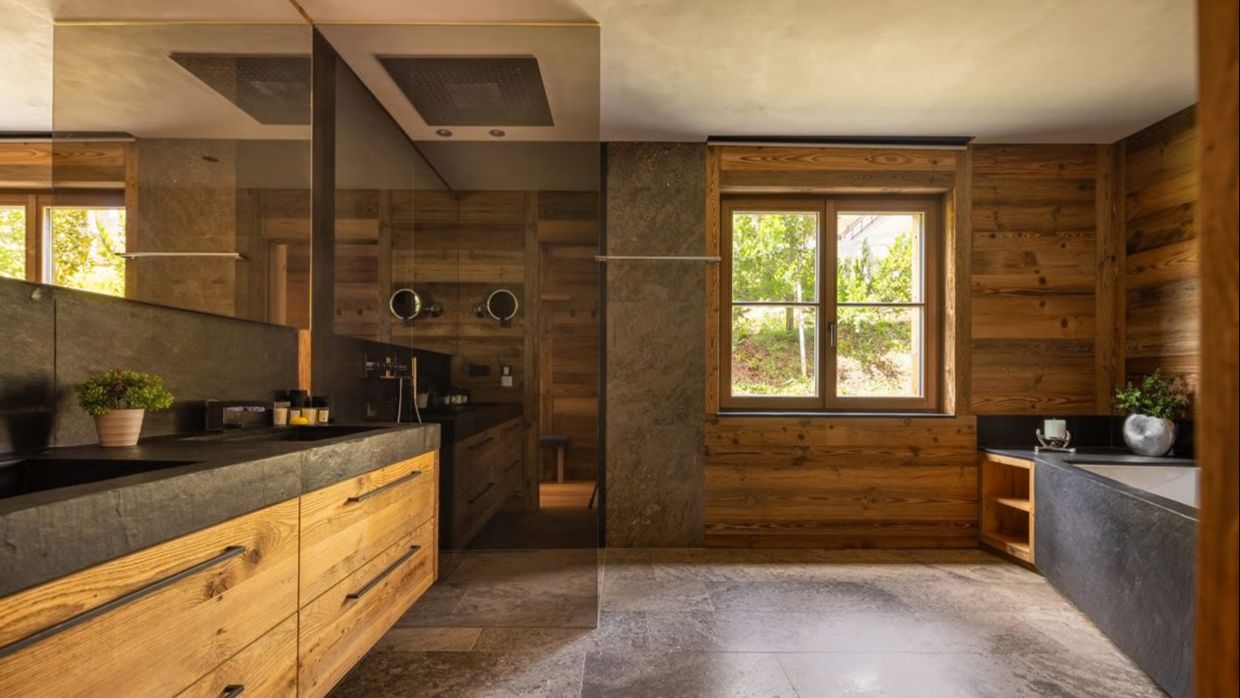 Luxury-Ski-Chalet-Lech-Chalech3-OSC-Bathroom.1.jpg