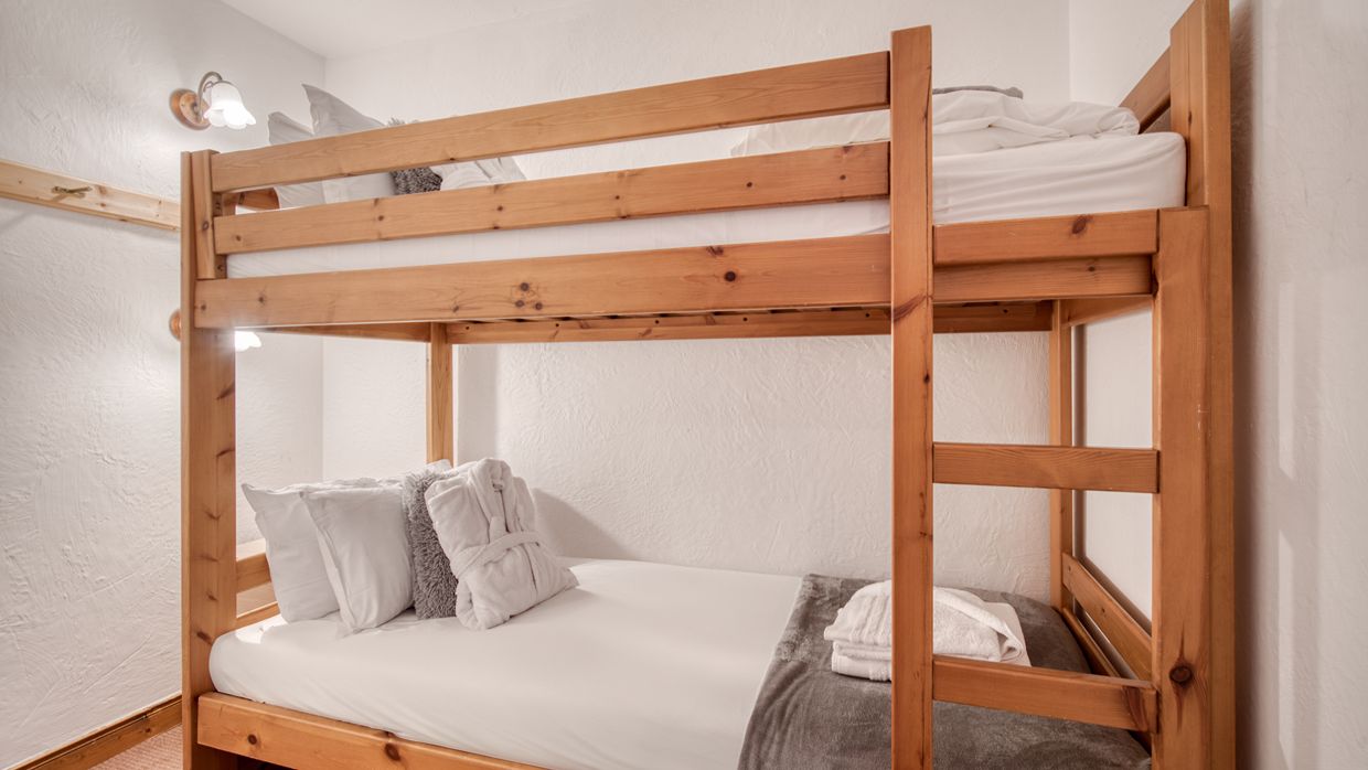 Luxury-Ski-Chalet-ValThorens-Bonhomme-OSC Bunk.jpg