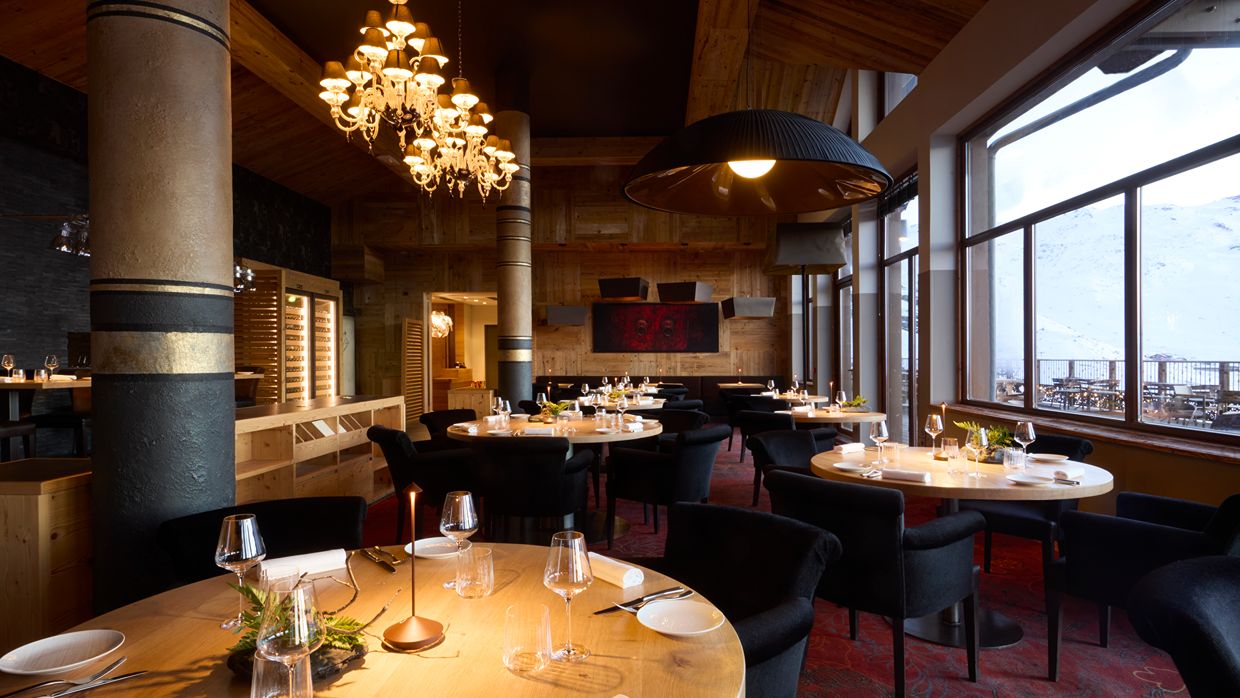 Luxury-Ski-Hotel-KohINor-OSC-Dining (4).jpg
