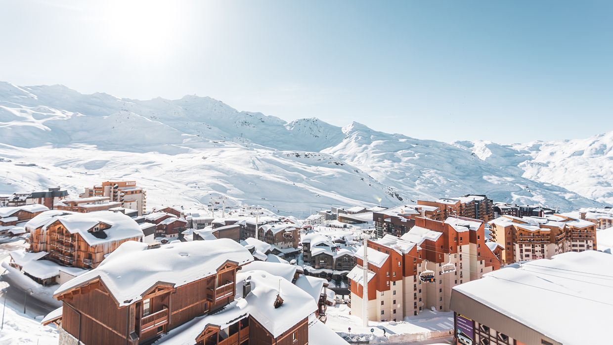 Luxury-Ski-Hotel-KohINor-OSC-View.jpg
