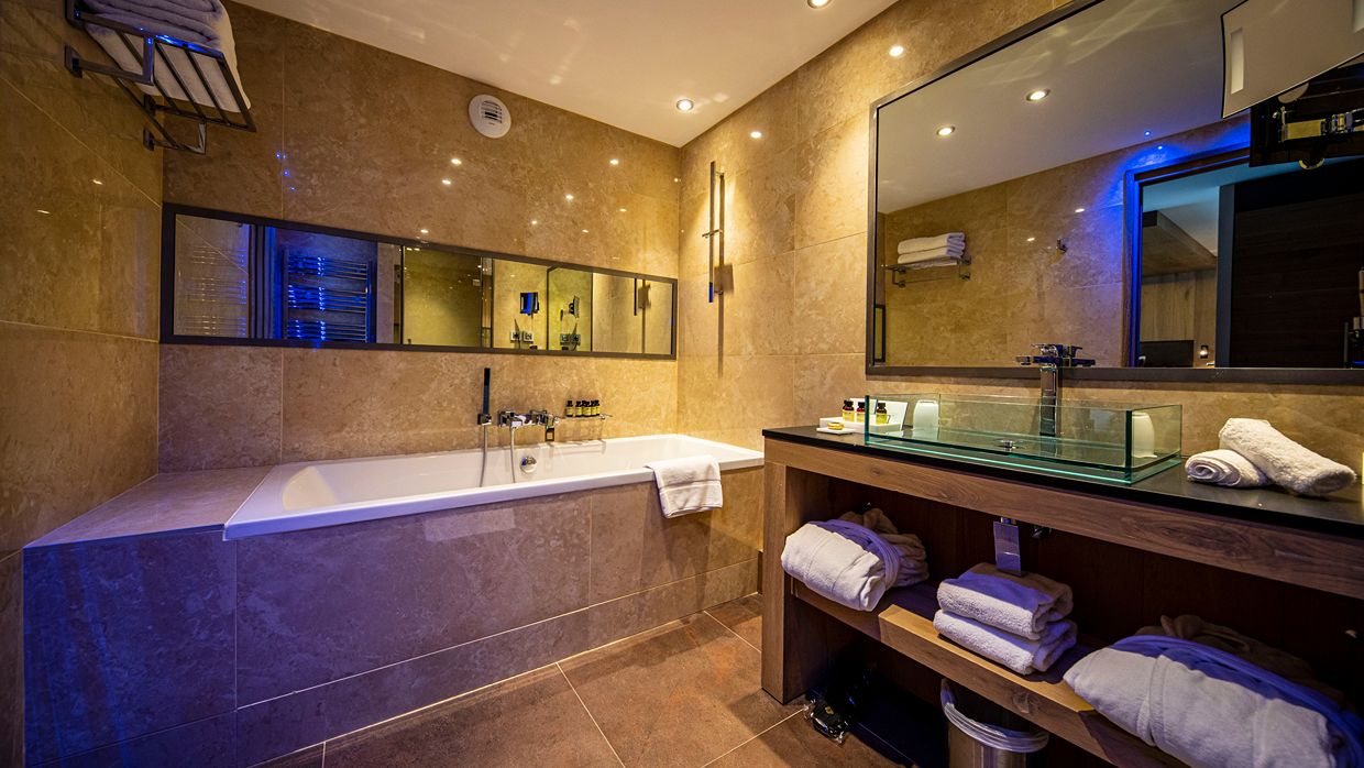 Luxury-Ski-Hotel-Les Arcs-Taj-IMah-OSC- (67).jpg