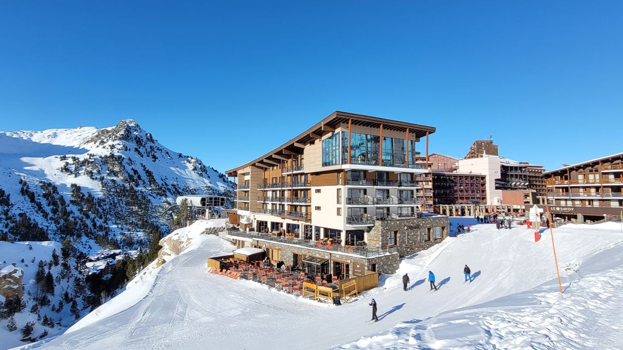 Luxury-Ski-Hotel-Les Arcs-Taj-IMah-OSC- Hotel (2).jpg
