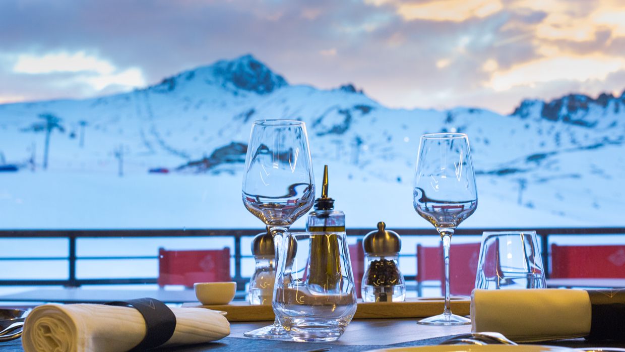 Luxury-Ski-Hotel-Les Arcs-Taj-IMah-OSC- (63).jpg