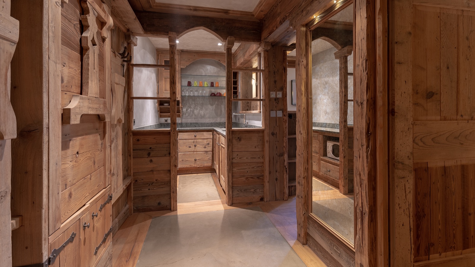 Luxury-Ski-Resort-Courchevel-1850-Chalet-CRT-Oxford-Ski-hall.jpg