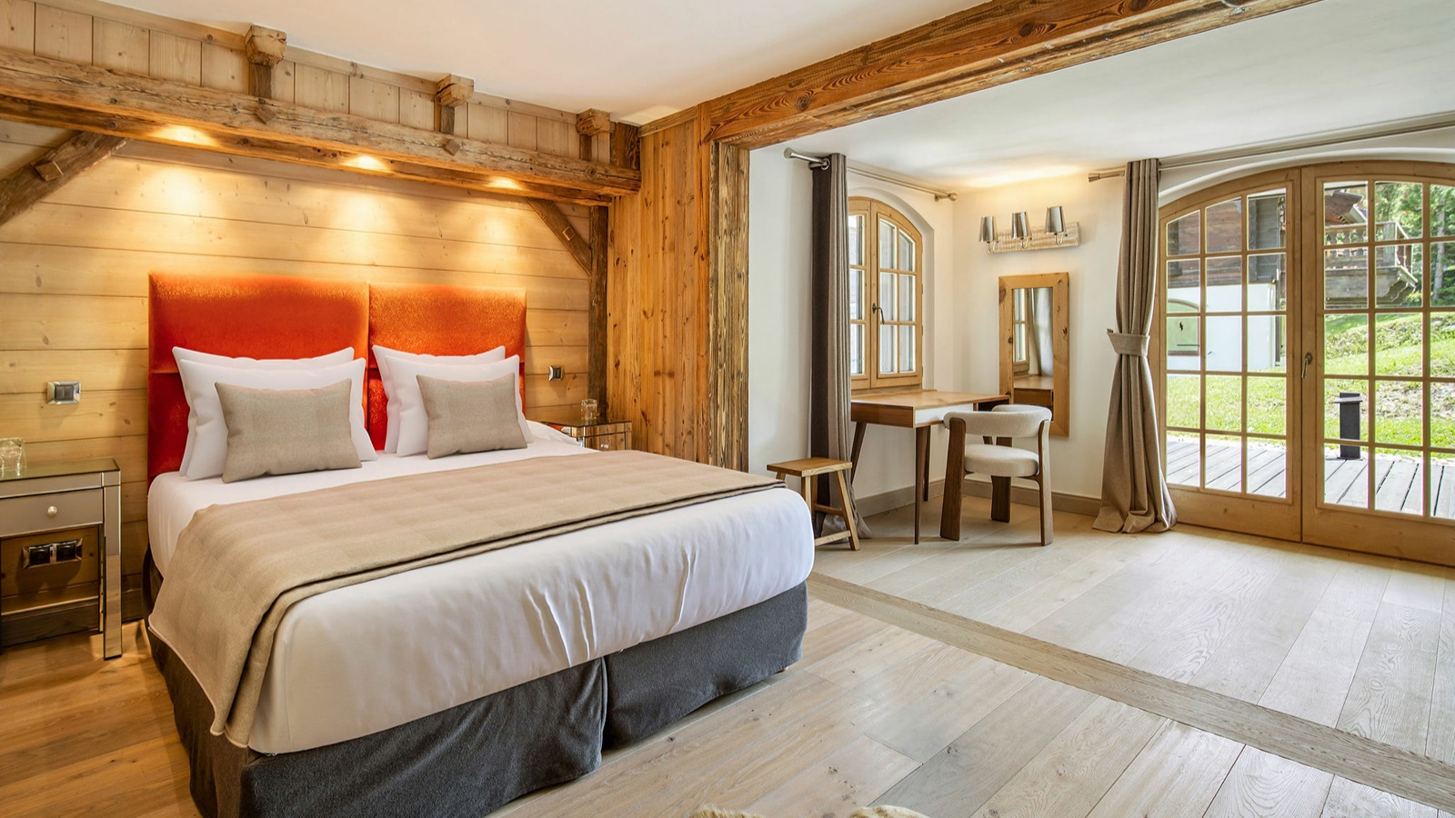 Luxury-Ski-Resort-Courchevel-1850-Chalet-Nirvana-Oxford-Ski-bedroom15.jpg