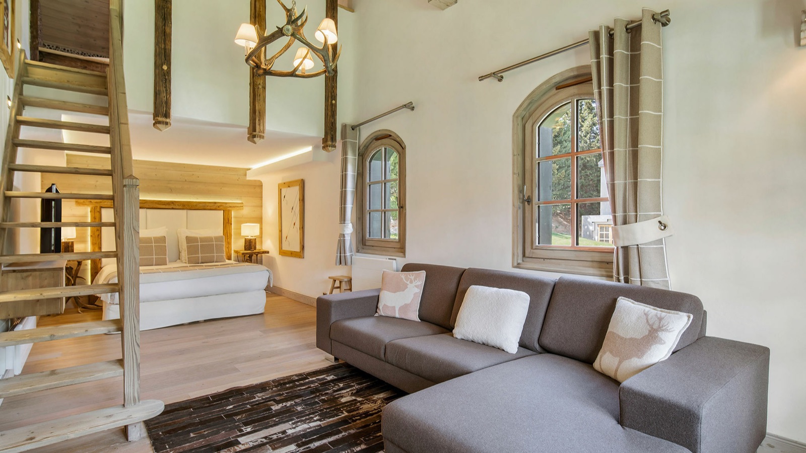 Luxury-Ski-Resort-Courchevel-1850-Chalet-Nirvana-Oxford-Ski-bedroom18.jpg